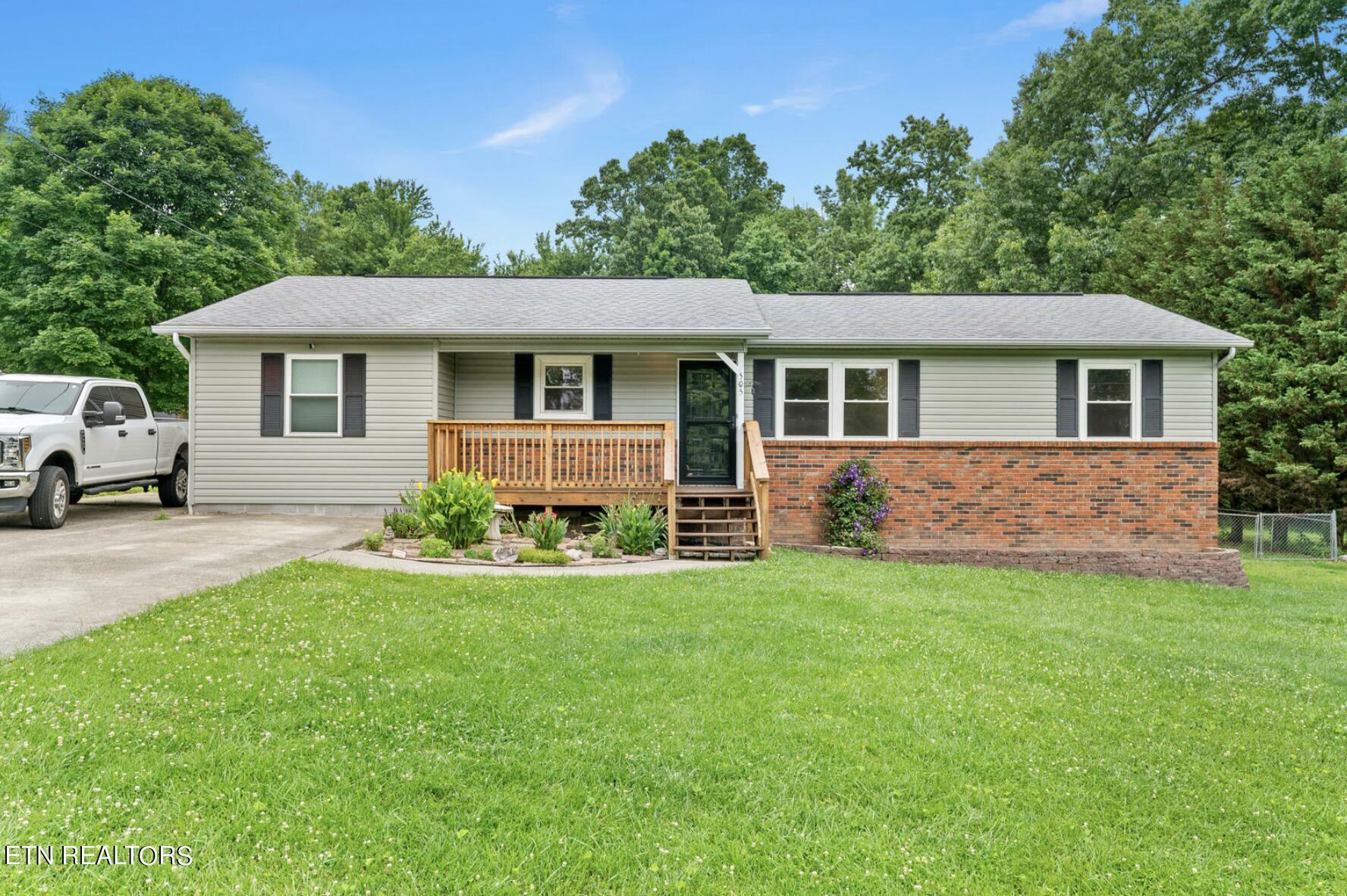 505 Oak Hill Drive  Crossville TN 38572 photo