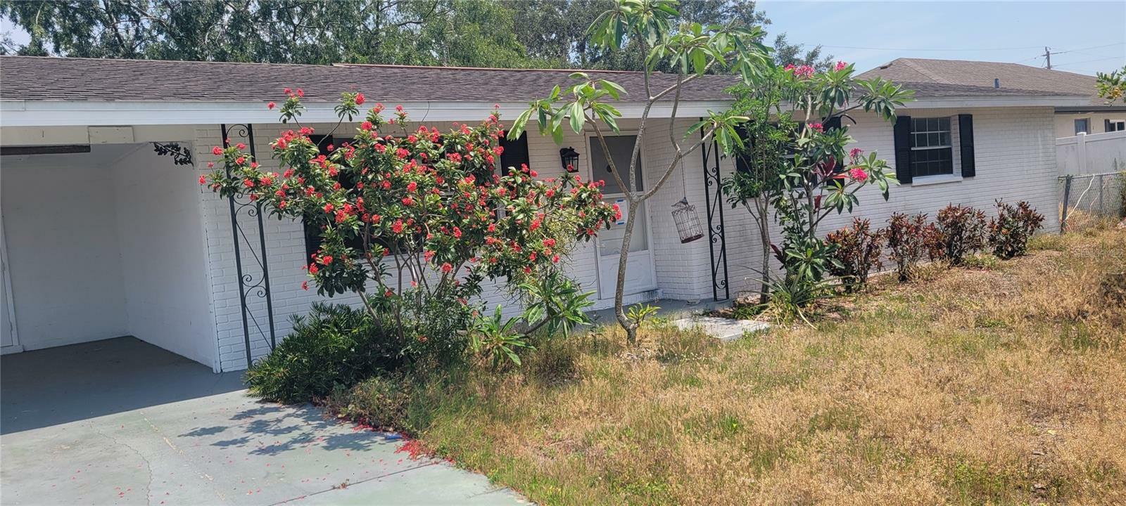 Property Photo:  4115 60th Street W  FL 34209 