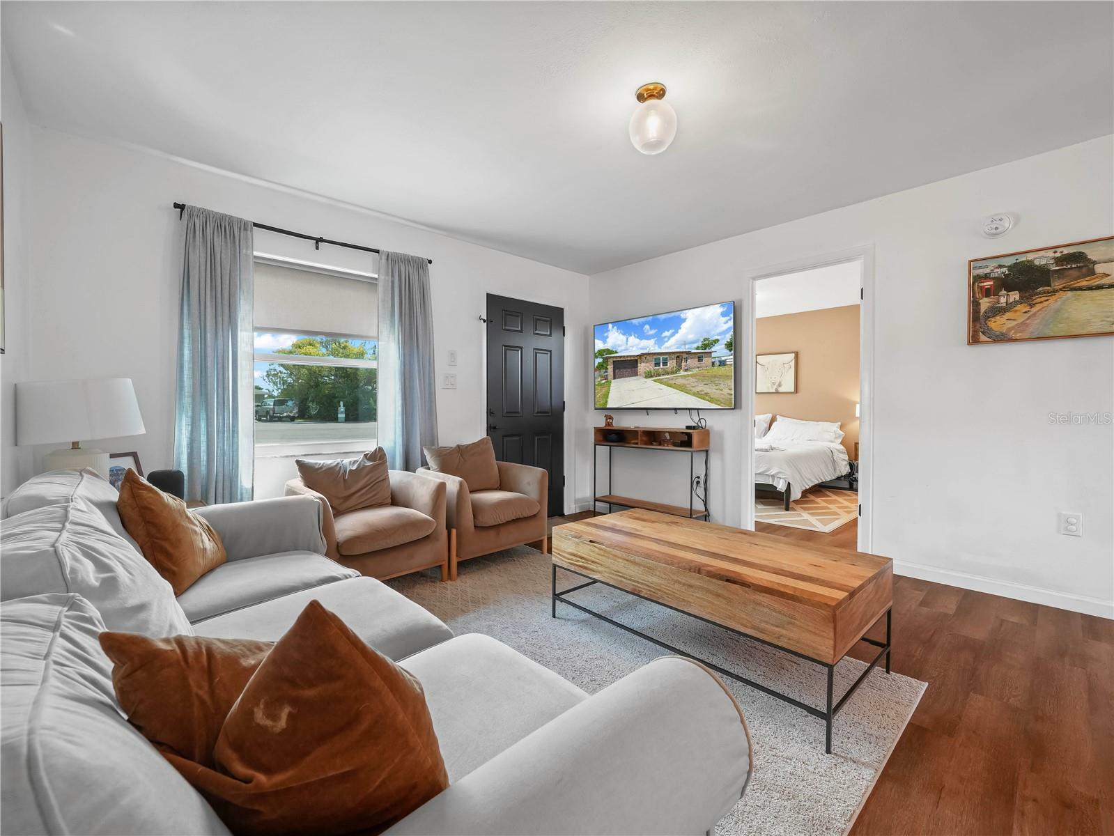 Property Photo: 403 Webber Court FL 33827