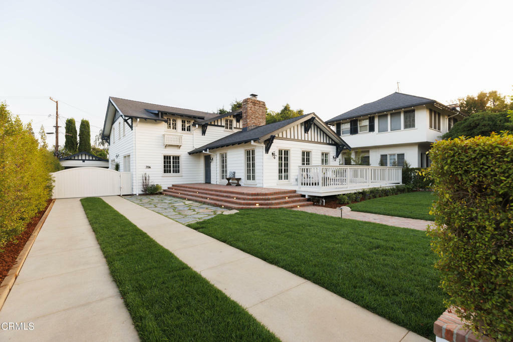 Property Photo: 706 Arden Road CA 91106