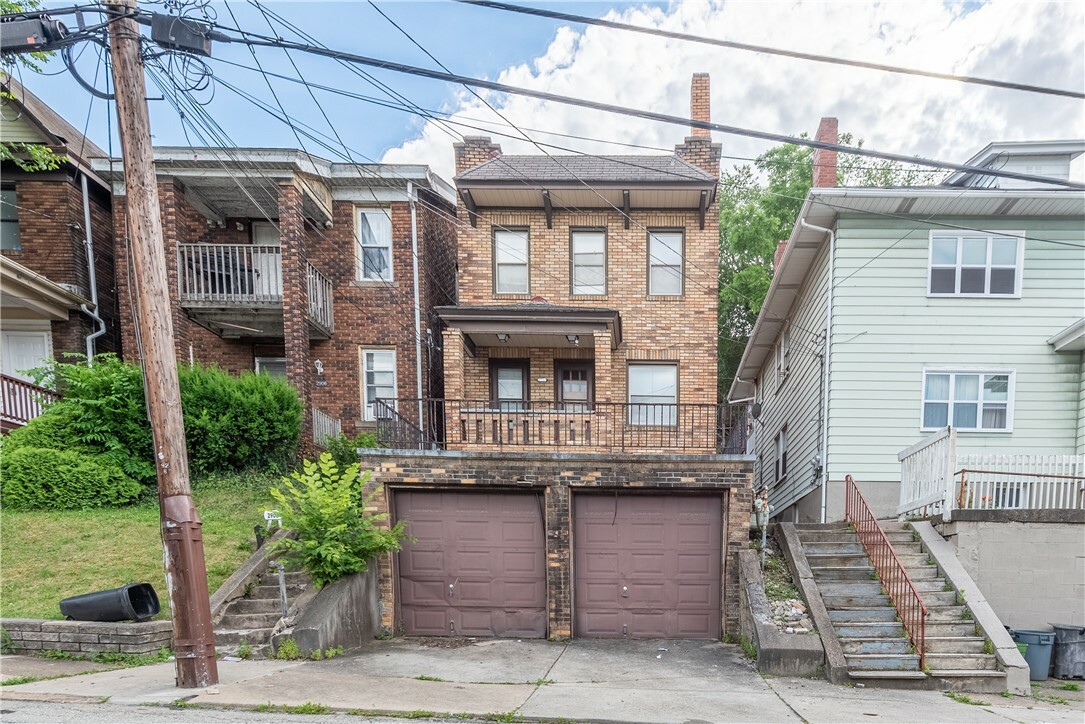 Property Photo:  2904 Clermont Ave  PA 15227 