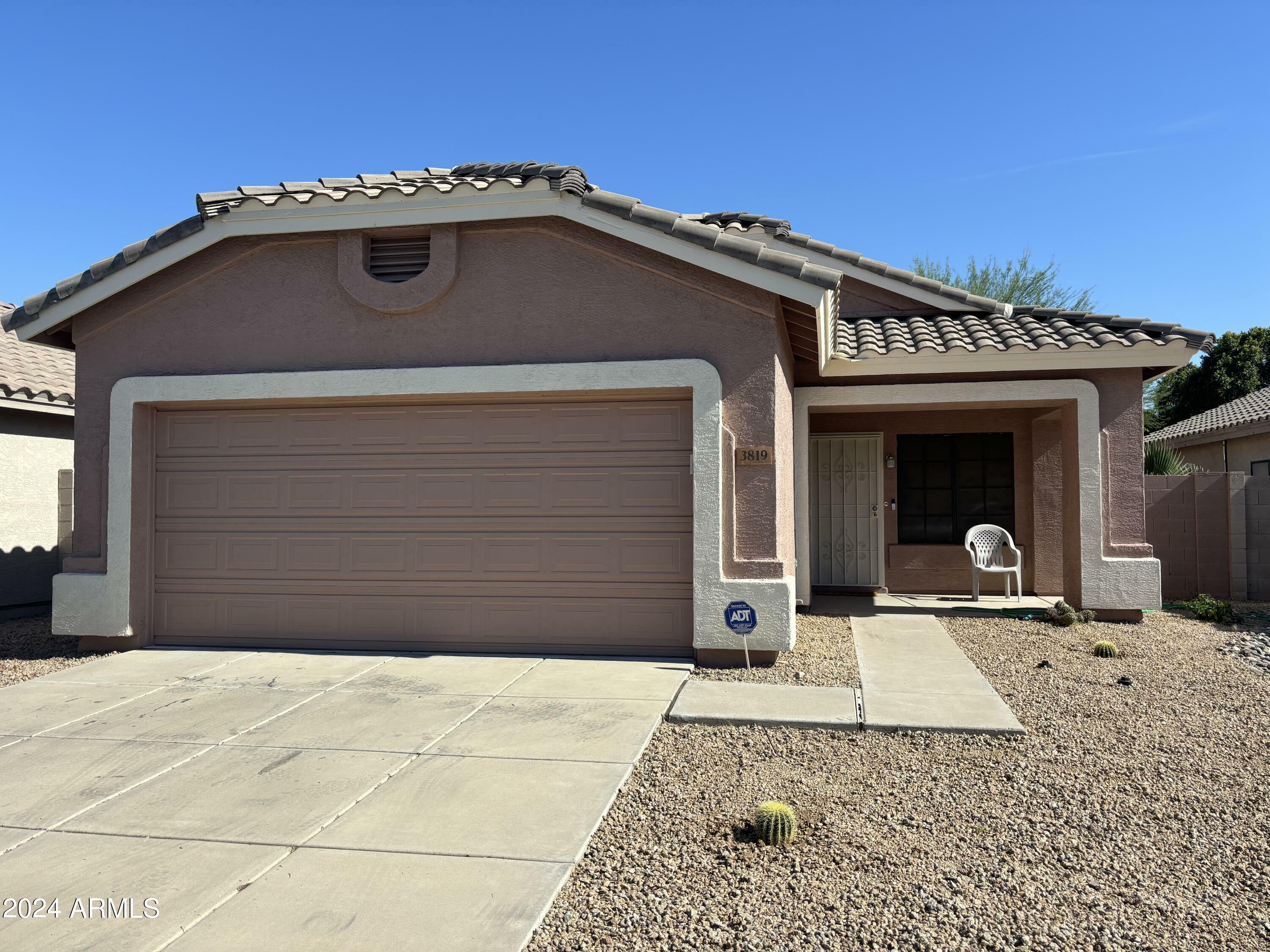 Property Photo:  3819 W Runion Drive  AZ 85308 