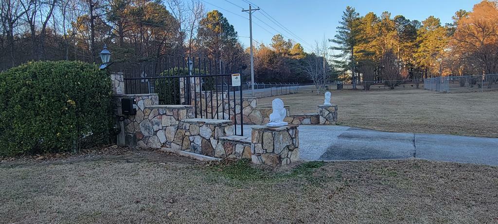 Property Photo:  300 Lower Dawnville Road NE  GA 30721 