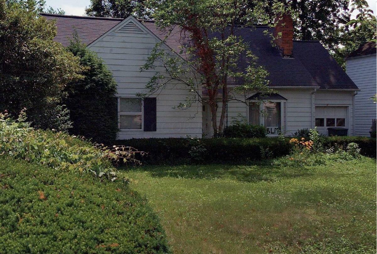 Property Photo: 100 N Virginialee Road OH 43209
