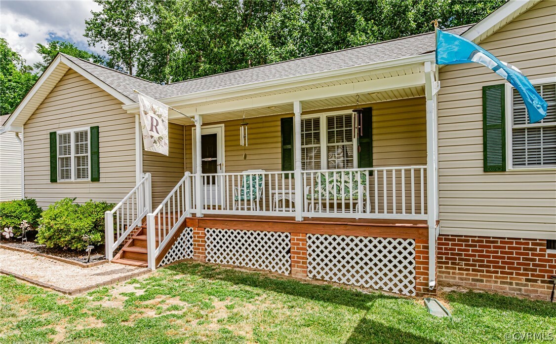 Property Photo: 11313 Parrish Creek Lane VA 23112