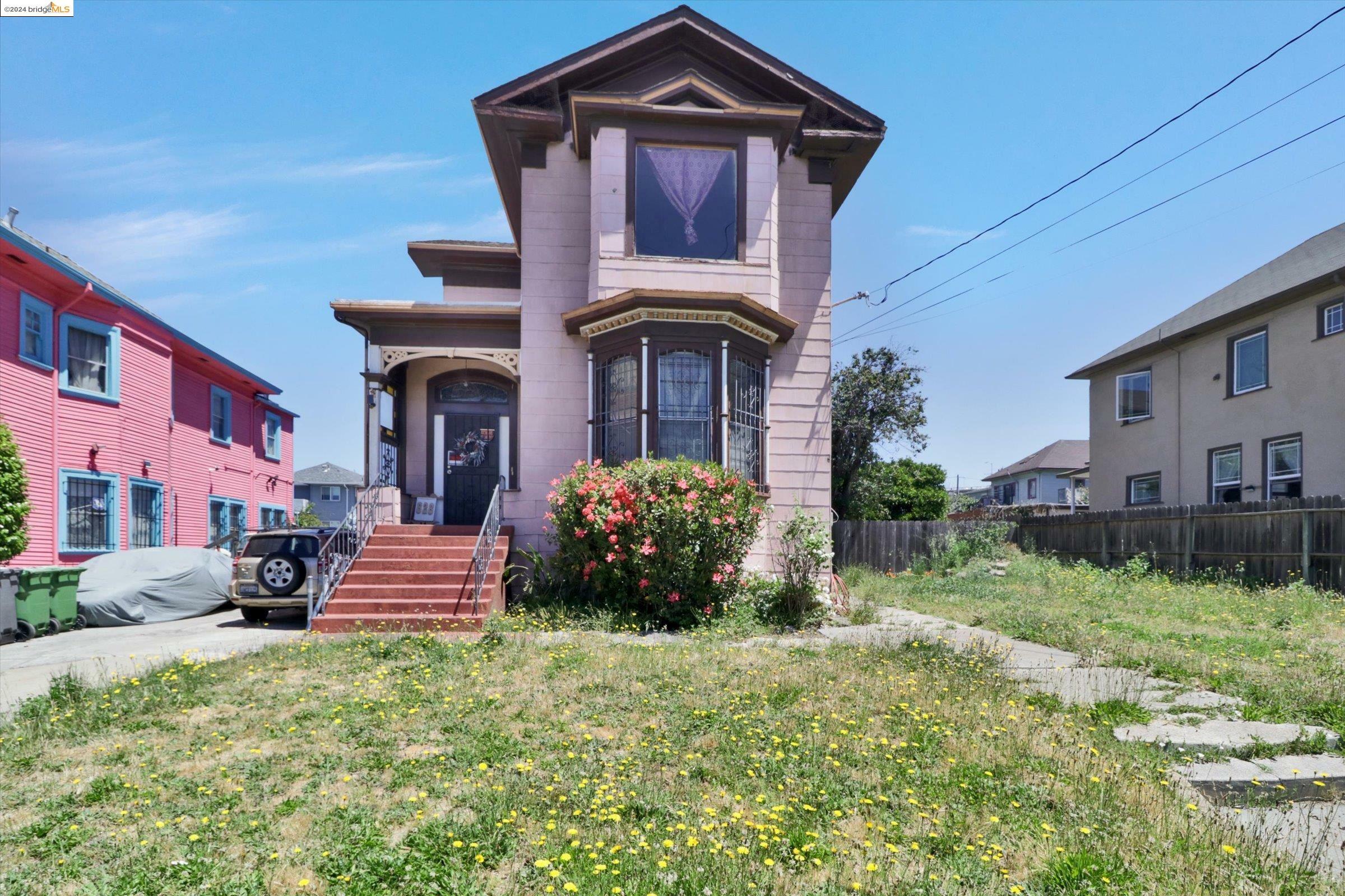 Property Photo:  828 34th St  CA 94608 