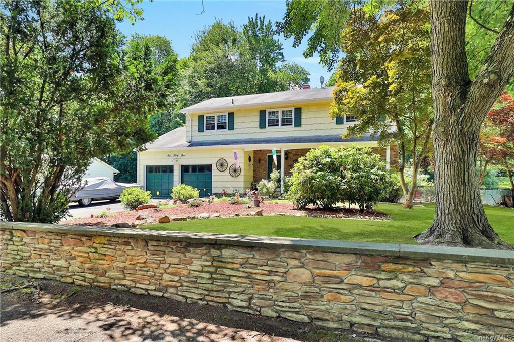 Property Photo:  141 Old Pascack Road  NY 10965 