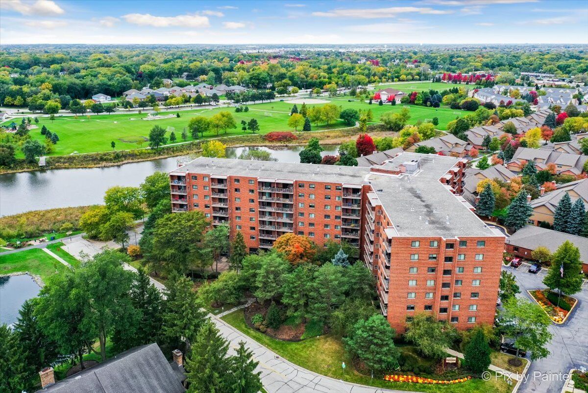 Property Photo:  1 Bloomingdale Place 601  IL 60108 