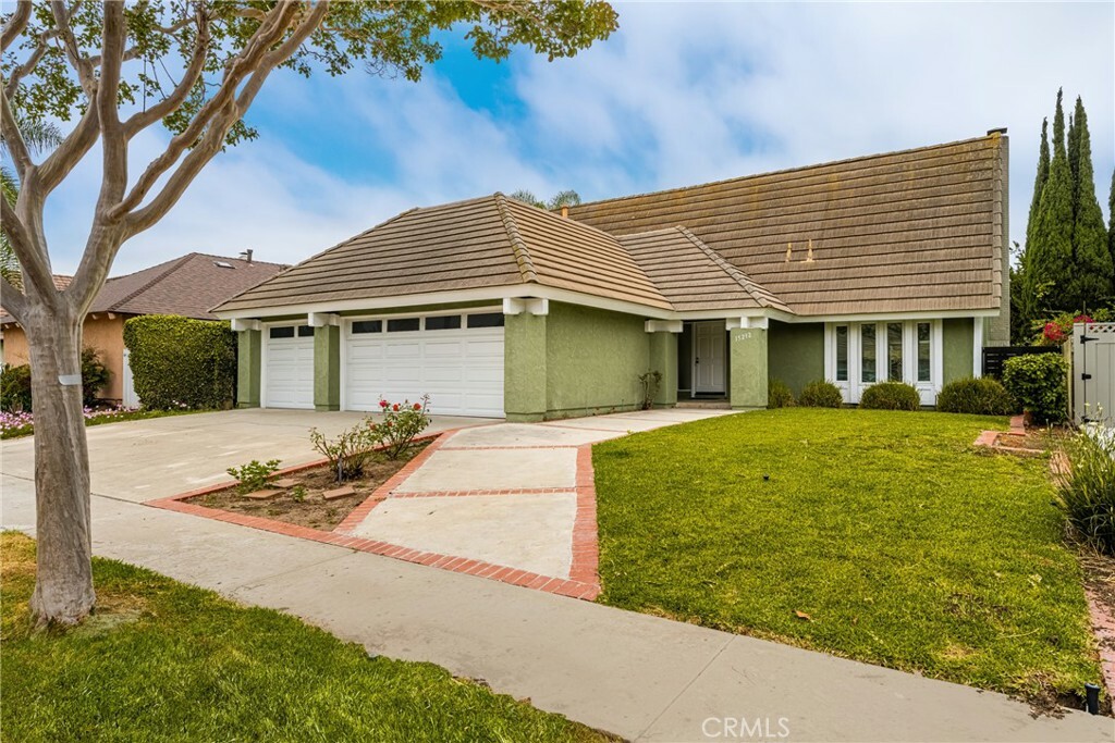 Property Photo:  15212 Marne Circle  CA 92604 