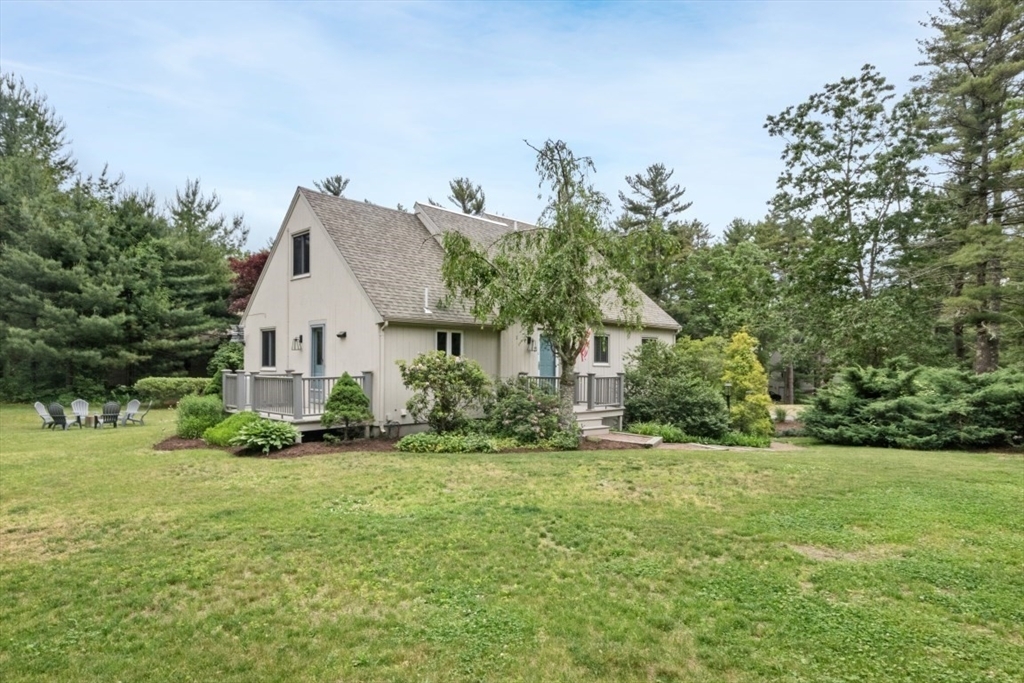 Property Photo:  7 Trout Farm Ln  MA 02332 