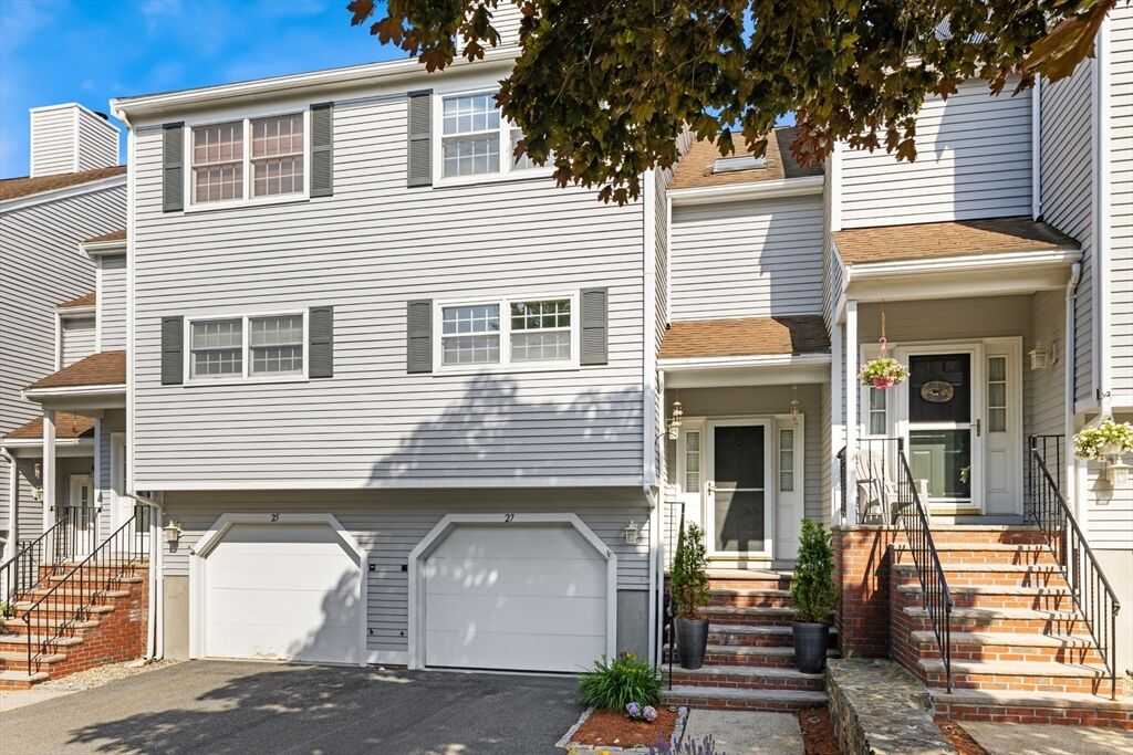 Property Photo:  27 Tanglewood Ln 27  MA 01970 
