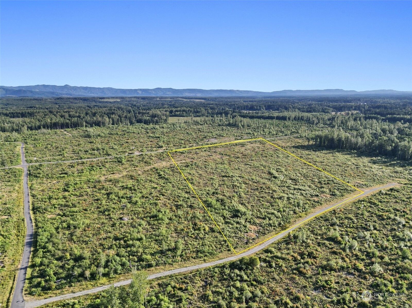 Property Photo:  1731 330th Street Ct E  WA 98580 