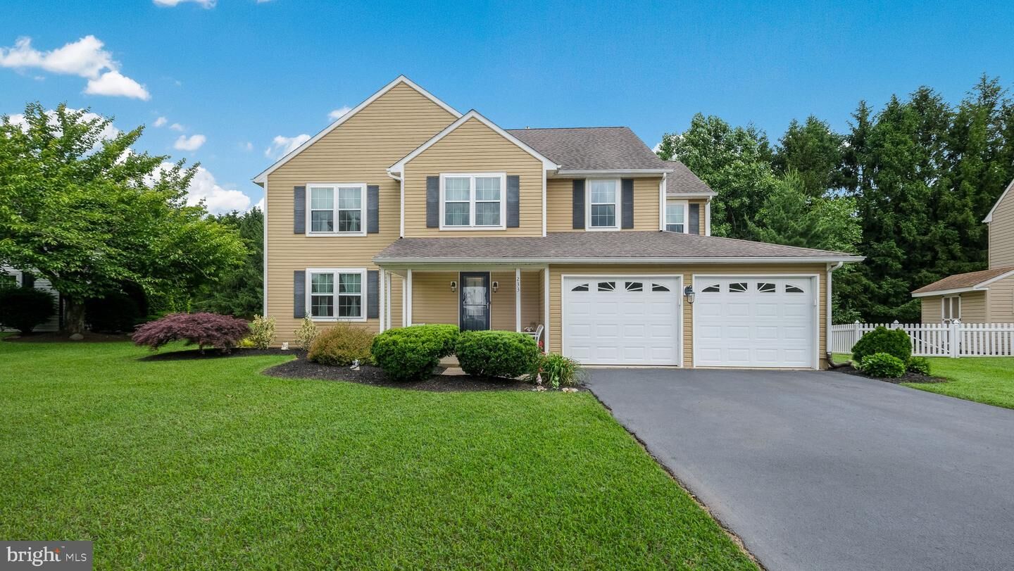 Property Photo: 233 Winchester Drive PA 19044