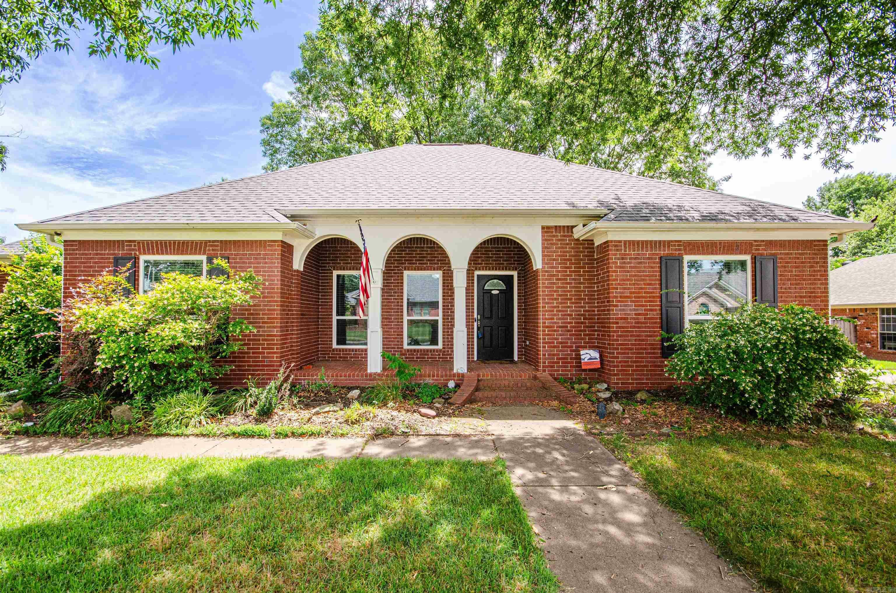 Property Photo:  1660 Chicot Dr  AR 72034 