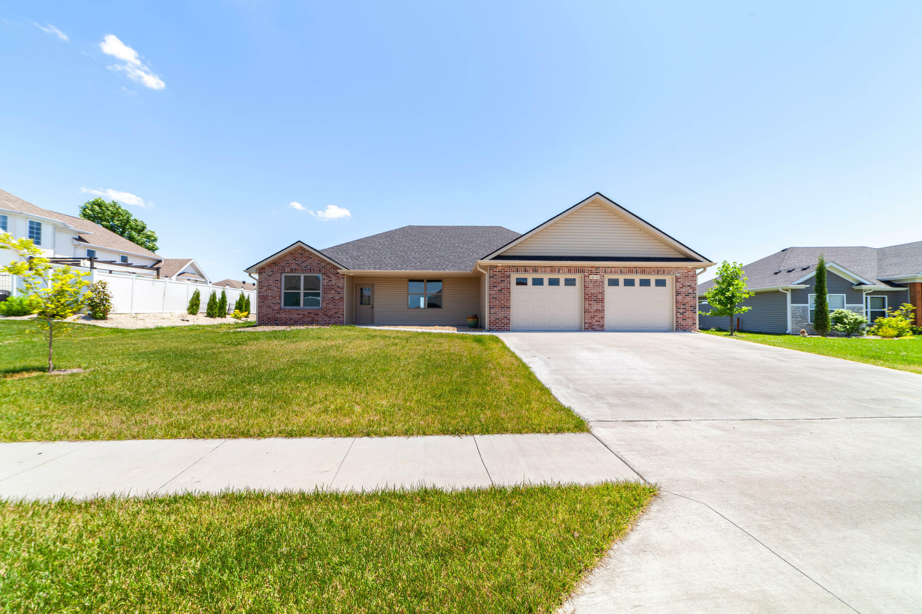 Property Photo:  16110 Blue Heron Dr  MO 65010 