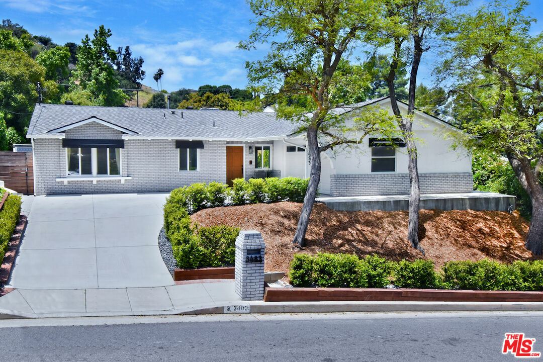 3483   Woodcliff Rd  Sherman Oaks CA 91403 photo