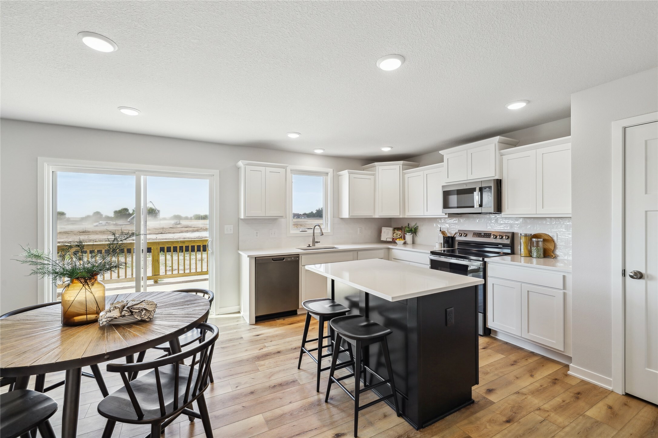 Property Photo: 2716 NW Boulder Point Place IA 50023