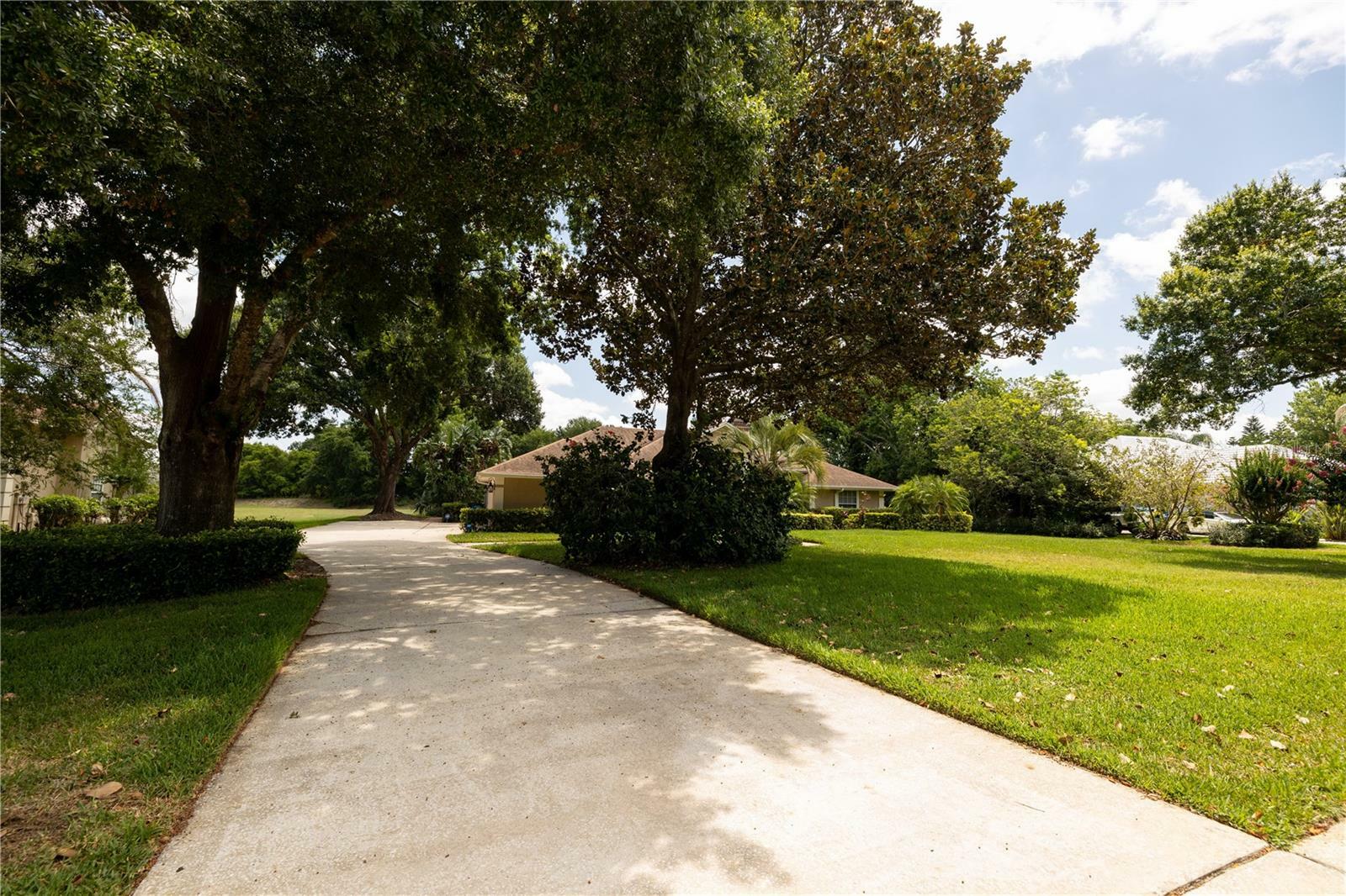 Property Photo:  2119 Willow Brick Road  FL 34786 