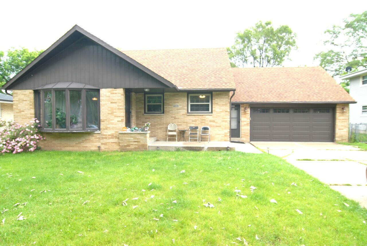 Property Photo:  6424 N 58th St  WI 53223 