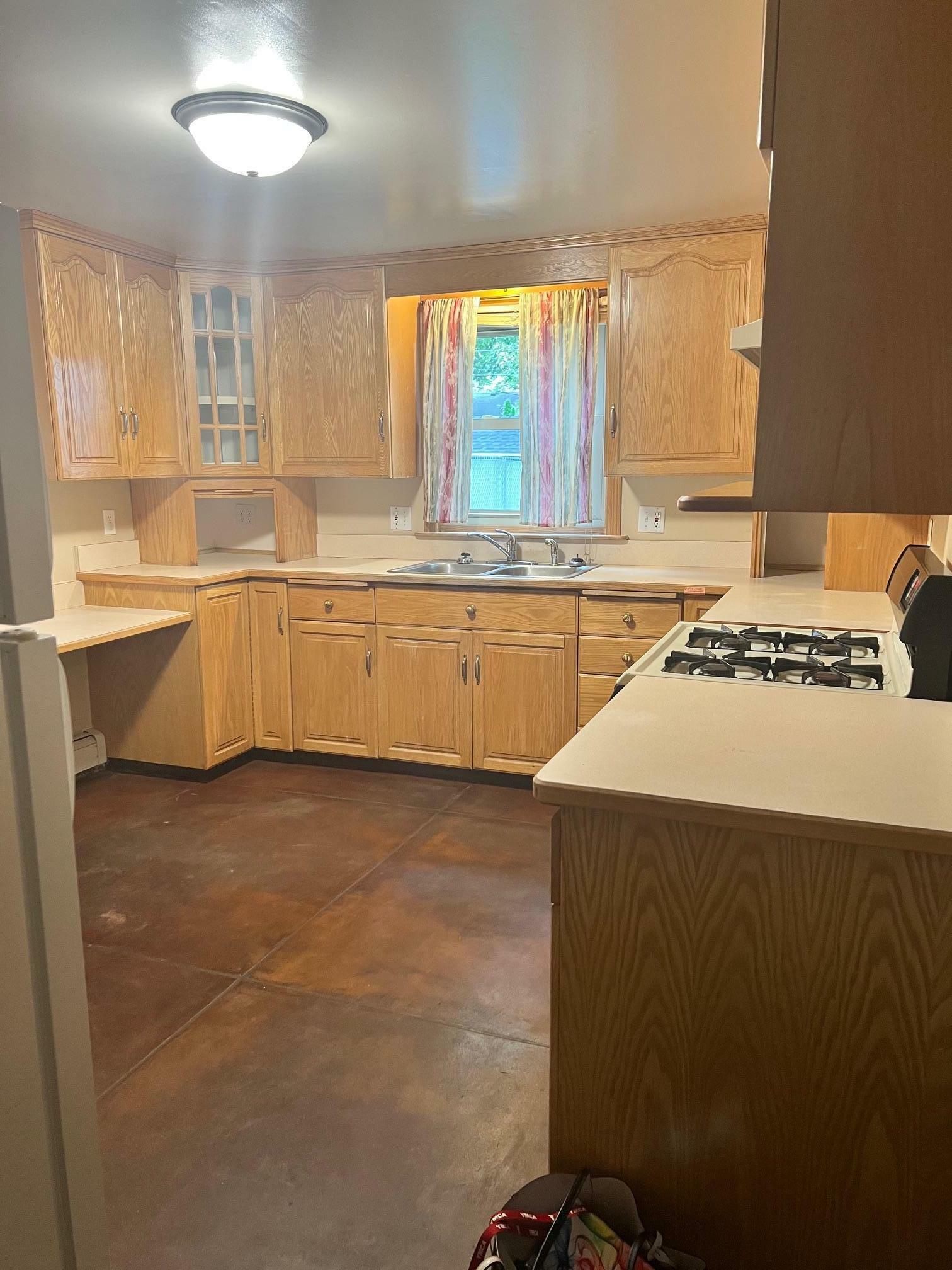 Property Photo:  325 9th Avenue S  MN 55075 