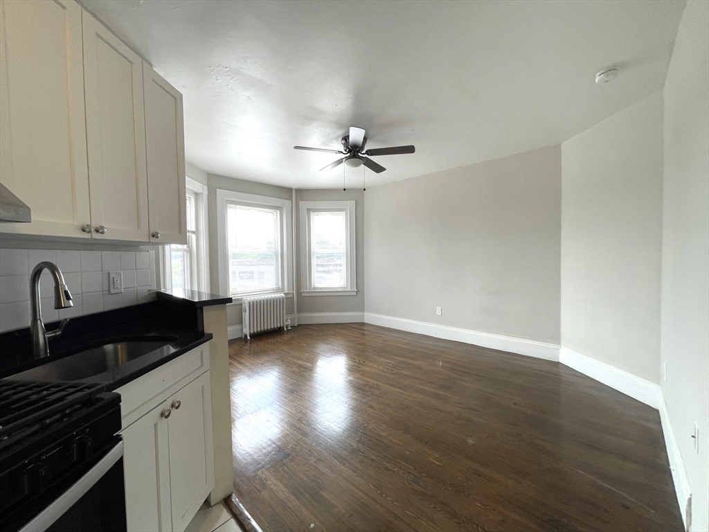 Property Photo: 333 Broadway 21 MA 02145