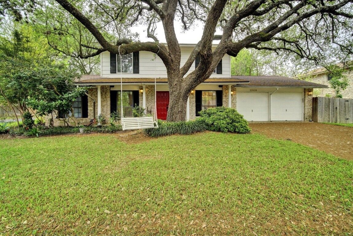 Property Photo:  10509 Doering Lane  TX 78750 