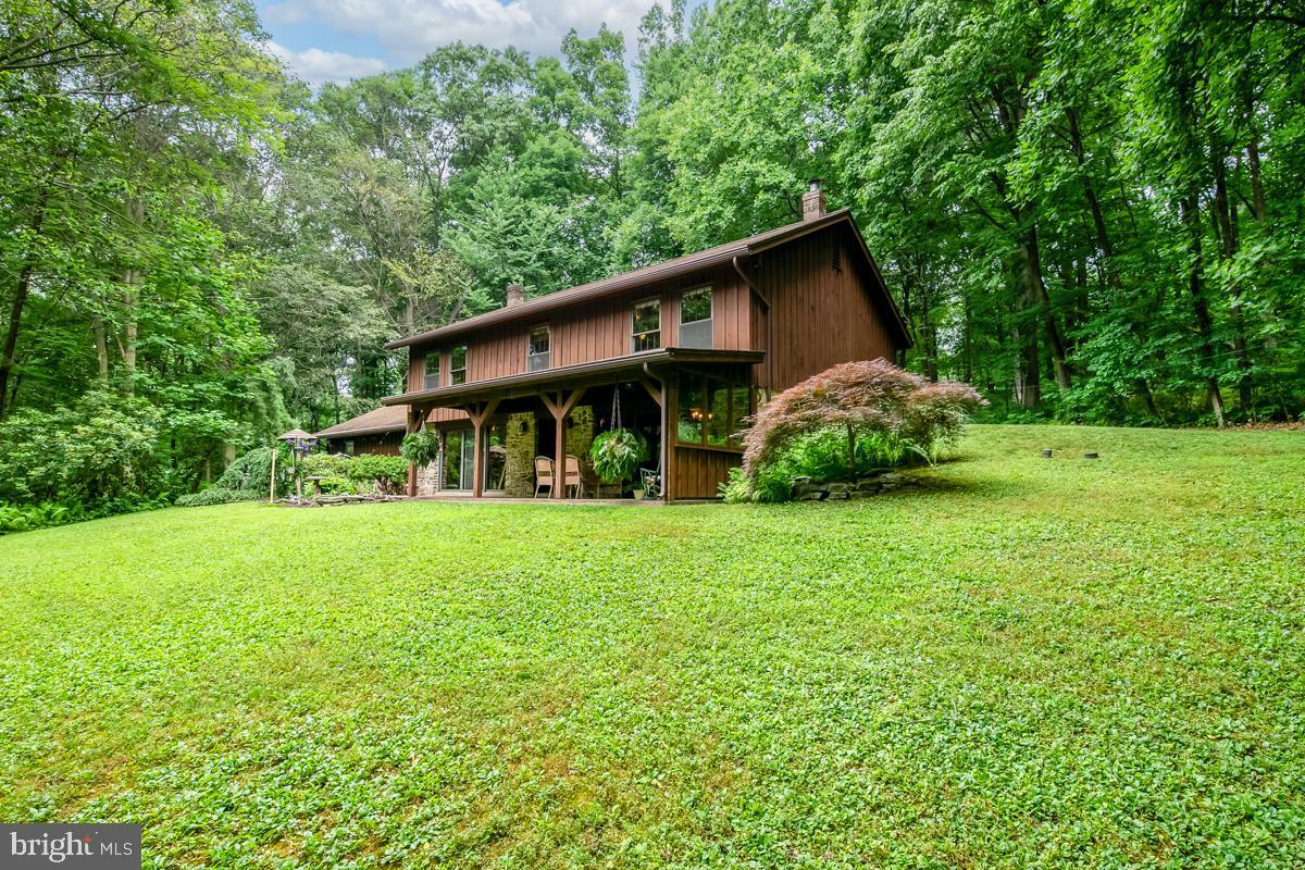 Property Photo:  205 Forrest Road  PA 19539 