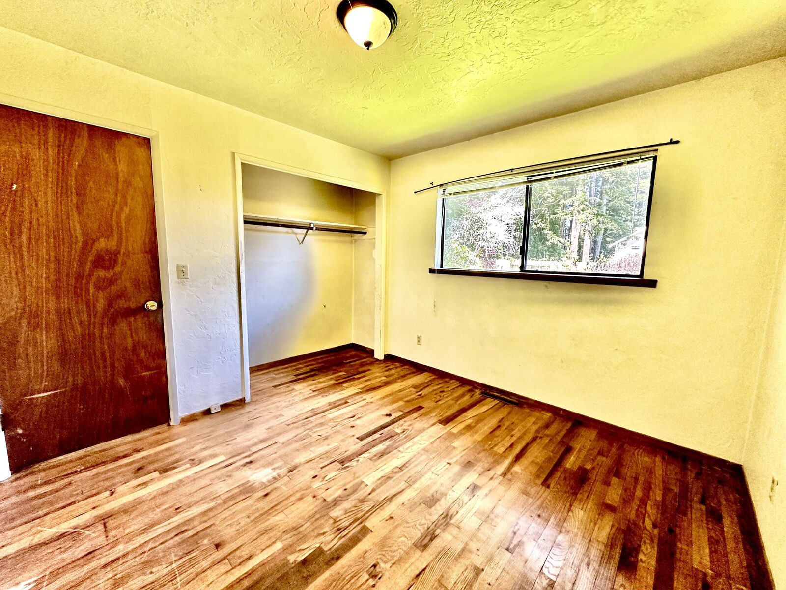 Property Photo: 1709 Trinity Street CA 95501