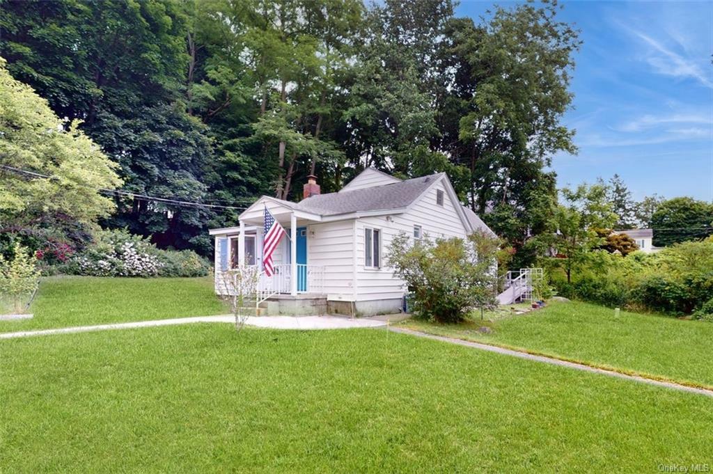 Property Photo:  12 Sussex Road  NY 10512 