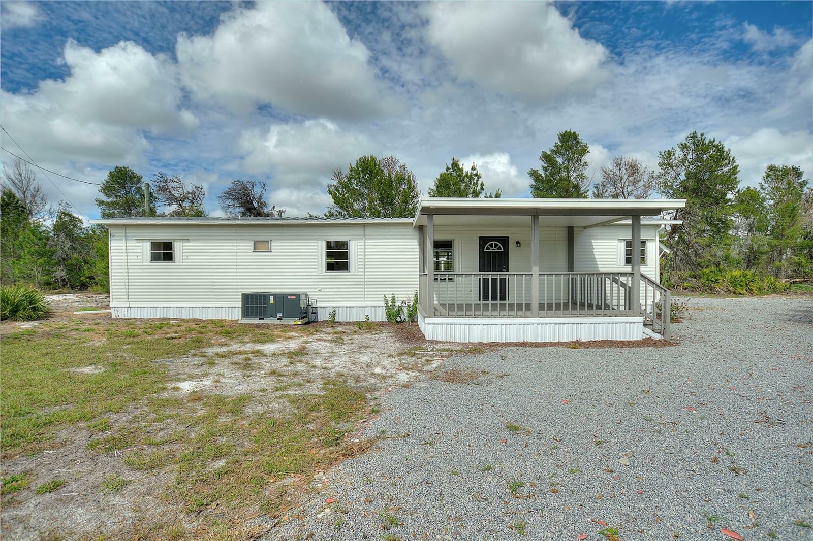 Property Photo:  10010 Davis Grade Road  FL 34219 