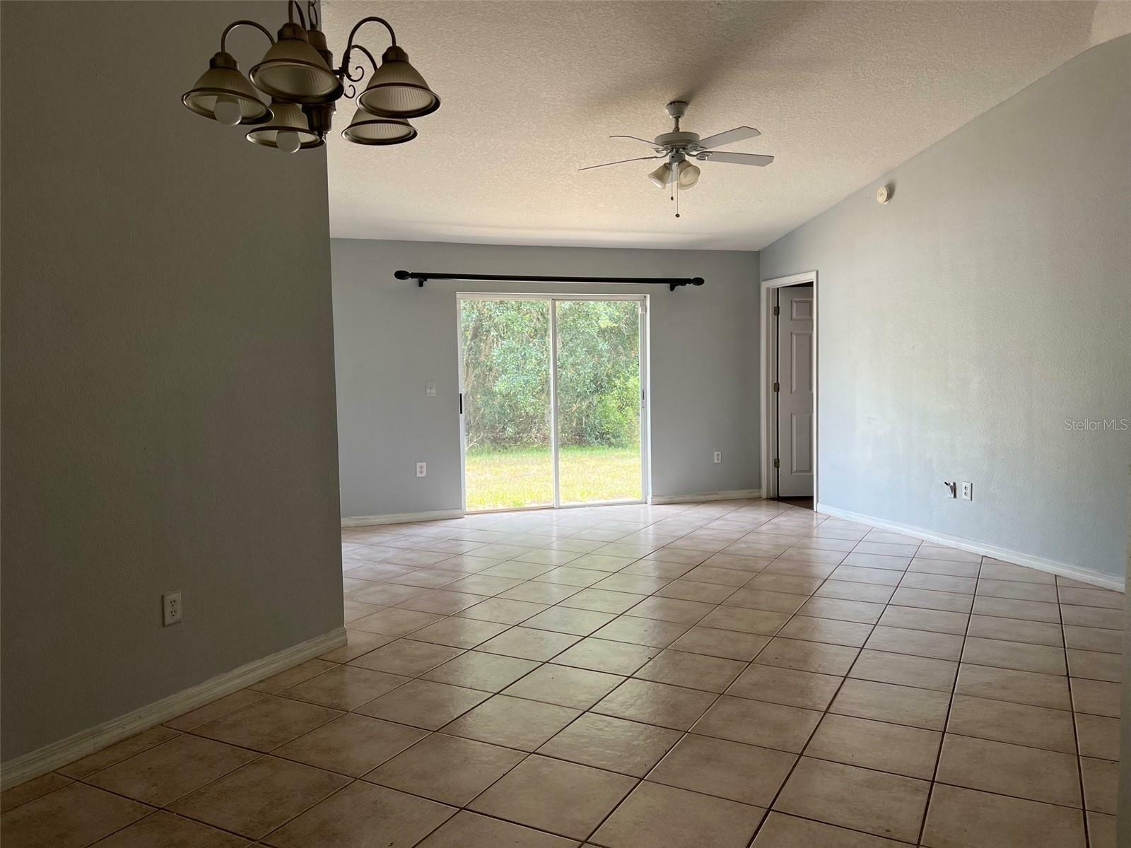 Property Photo:  18169 Sandy Pointe Drive  FL 33647 