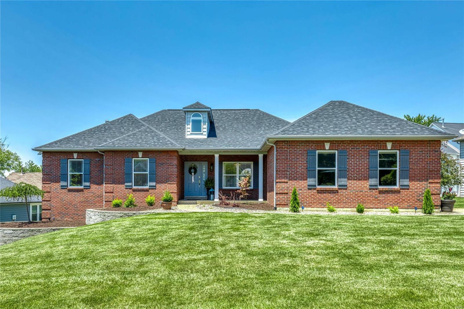 Property Photo:  1060 Whitmoor Drive  MO 63304 