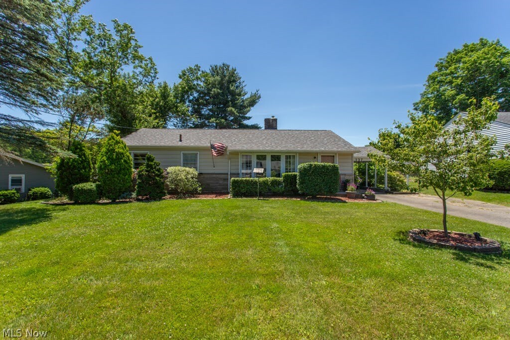 Property Photo:  137 Mill Run Drive  OH 44505 