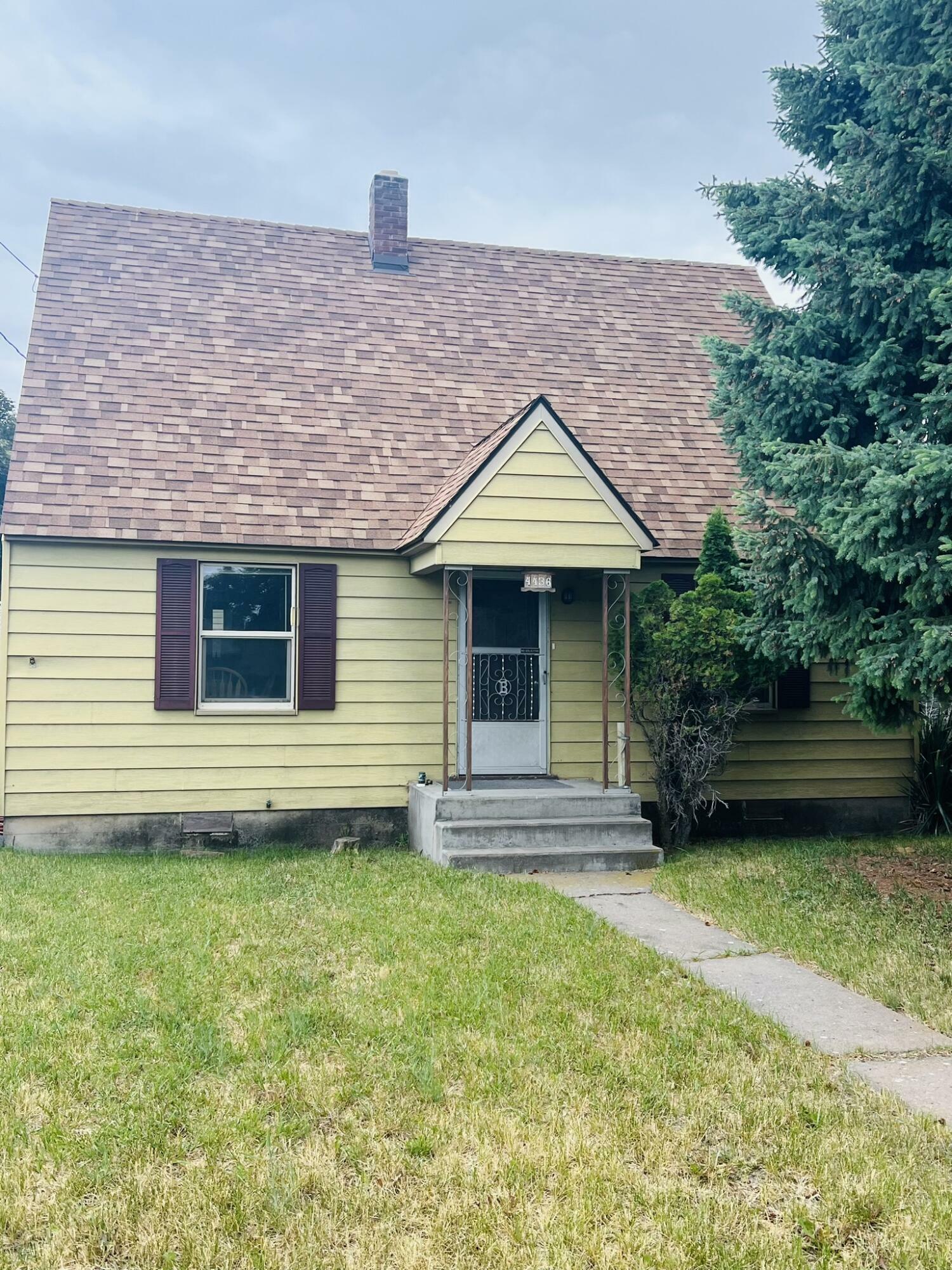 Property Photo:  4436 Boardman Avenue  OR 97603 