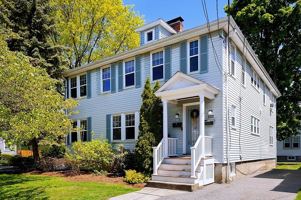 Property Photo:  218-220 Linwood Ave 220  MA 02460 