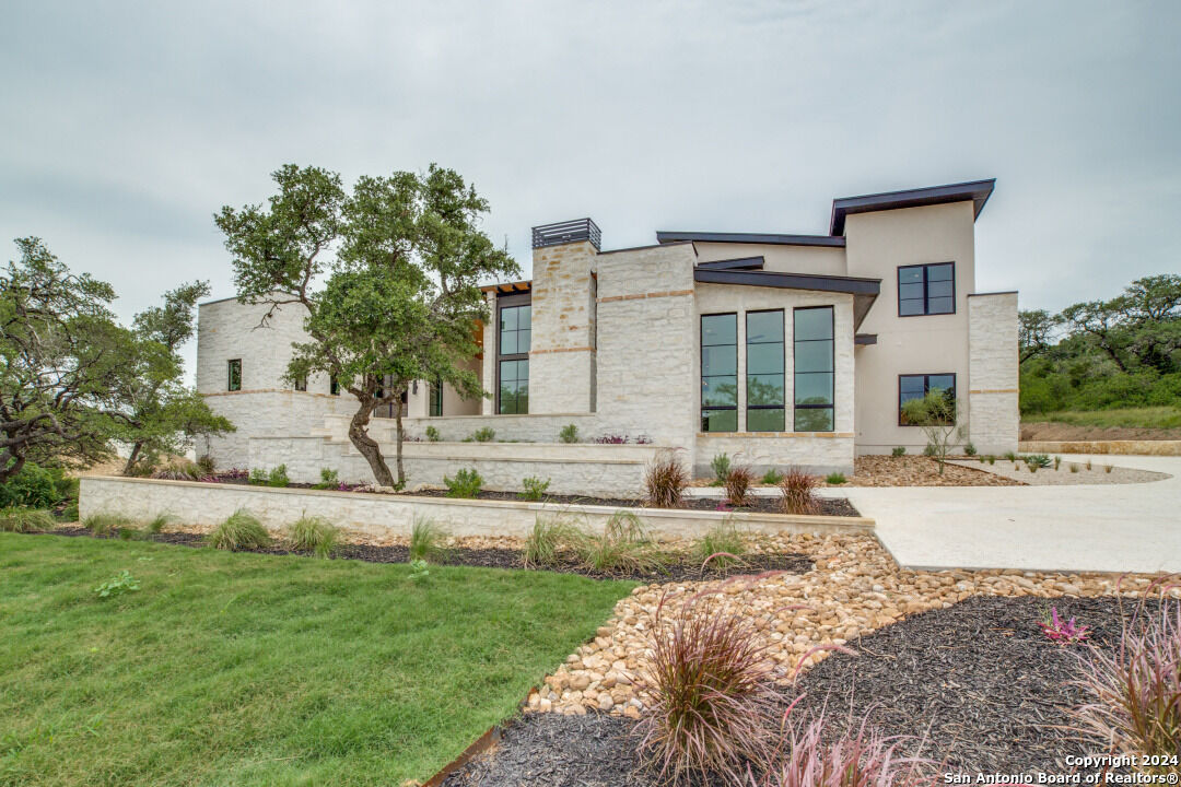 Property Photo:  11227 Kendall Cyn  TX 78255 