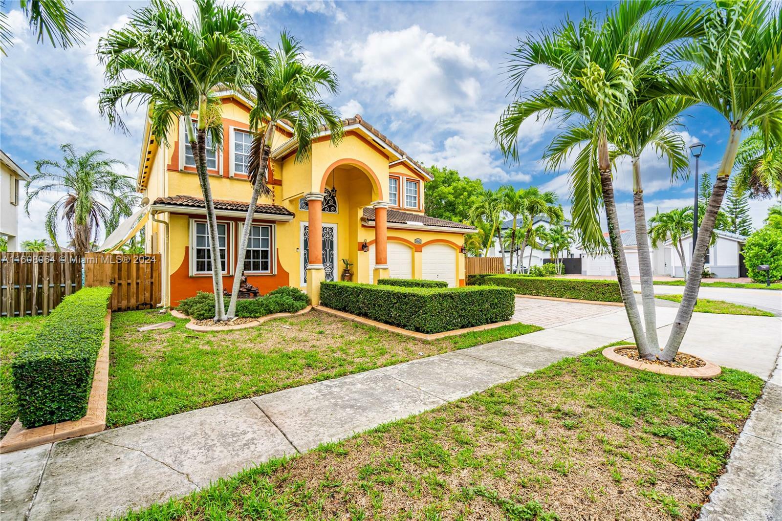 Property Photo: 6042 SW 163rd Ave FL 33193