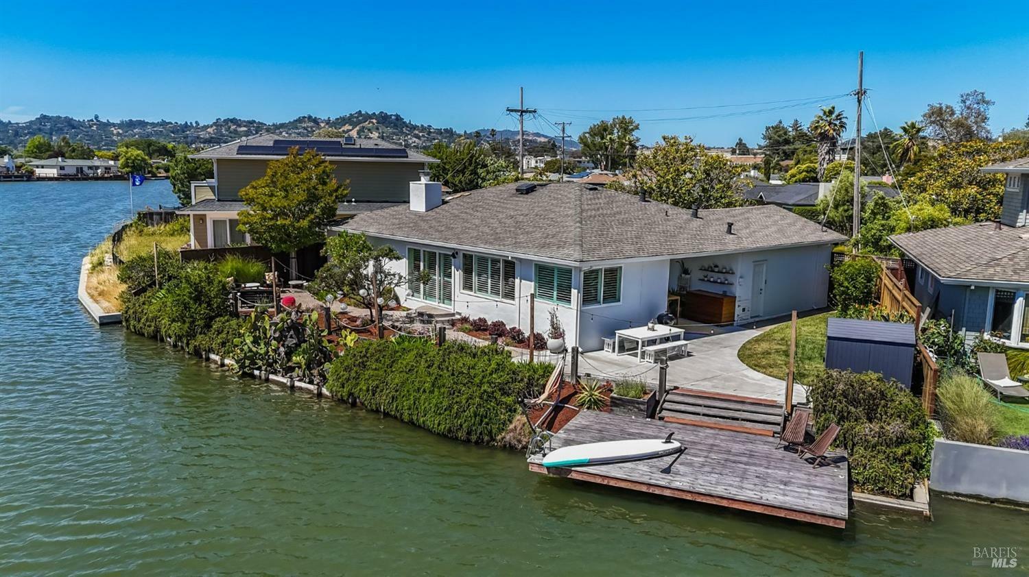 Property Photo: 6 Council Crest Drive CA 94925