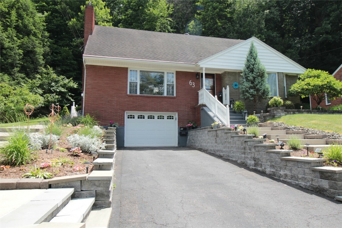 Property Photo:  63 Moore Avenue  NY 13903 