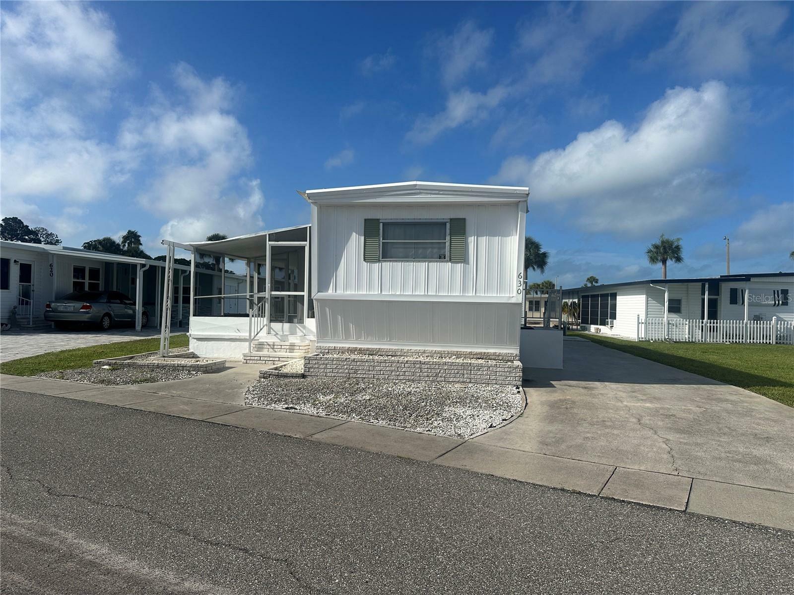 630 Gloriosa Drive  Venice FL 34293 photo