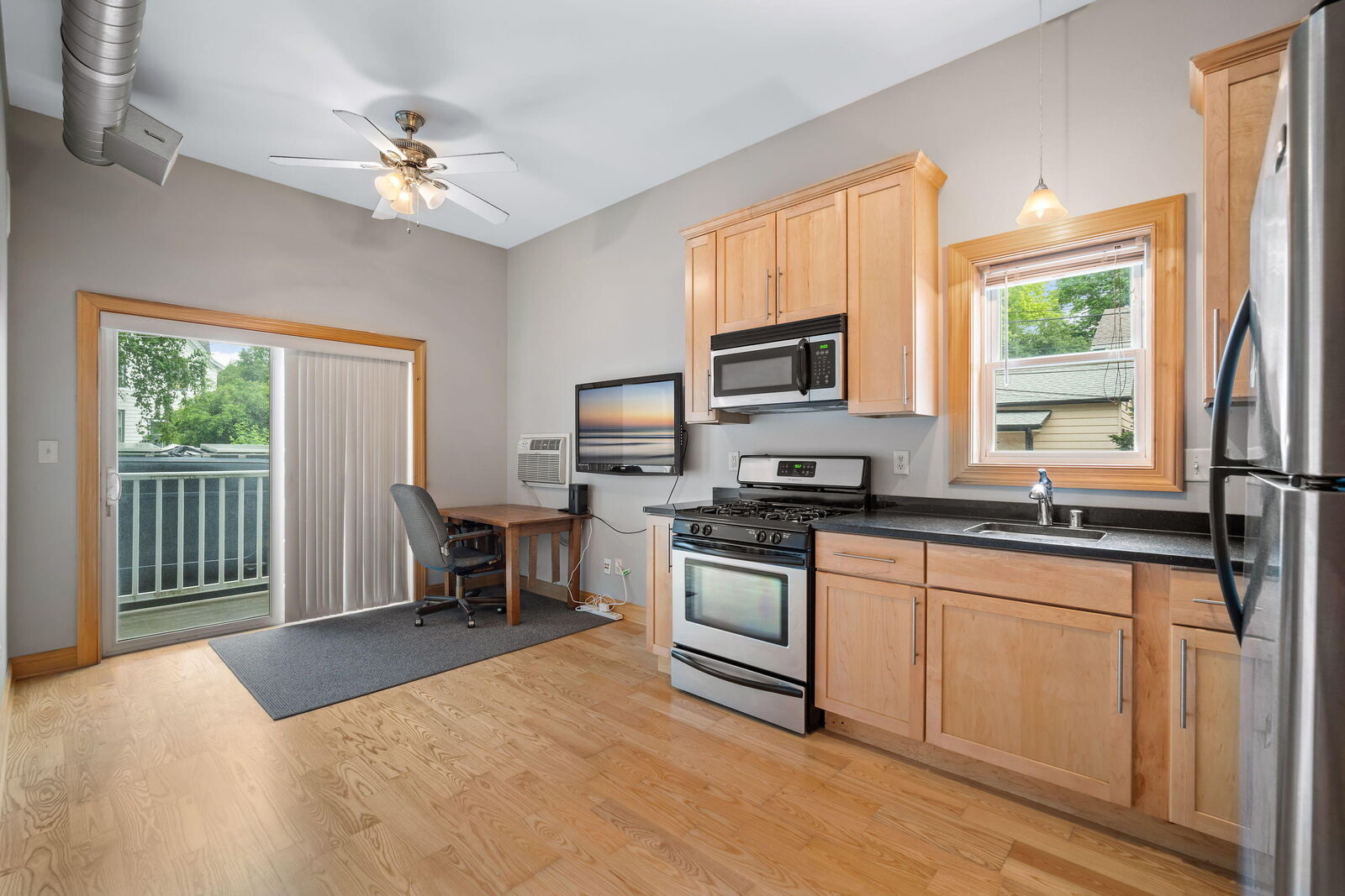 Property Photo:  1641 N Franklin Pl  WI 53202 