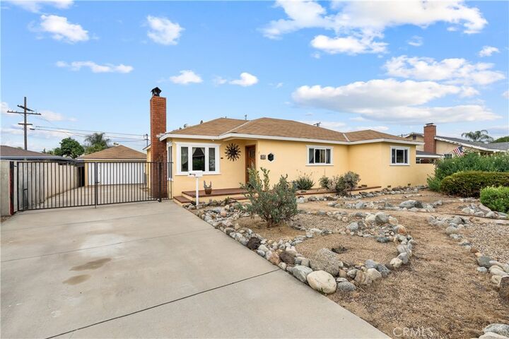 Property Photo:  844 E Harvard Place  CA 91764 