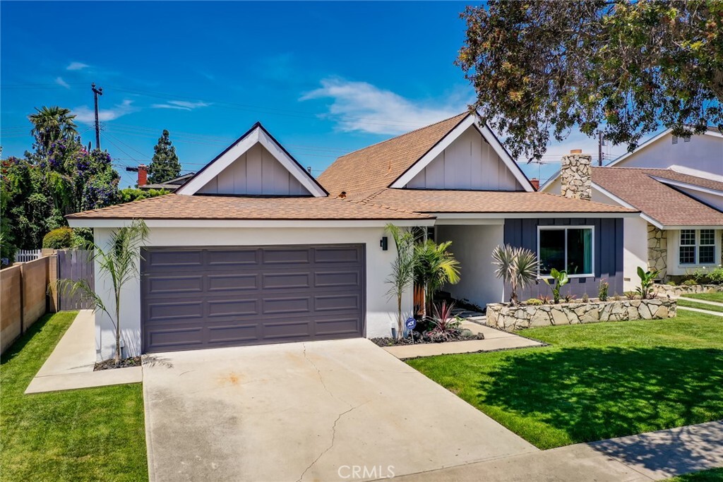 Property Photo:  16091 Marjan Lane  CA 92647 