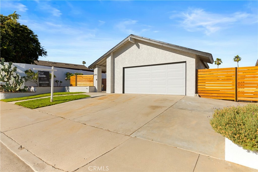 Property Photo: 6242 Candle Light Drive CA 92509