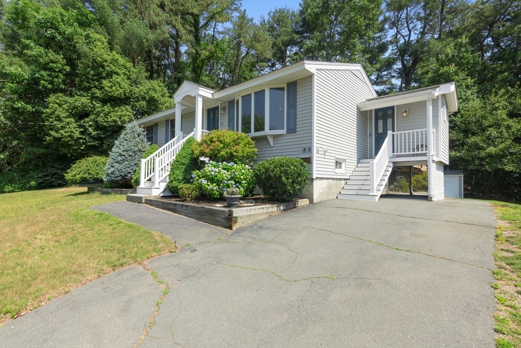 Property Photo:  33 Glen Dr  MA 01960 