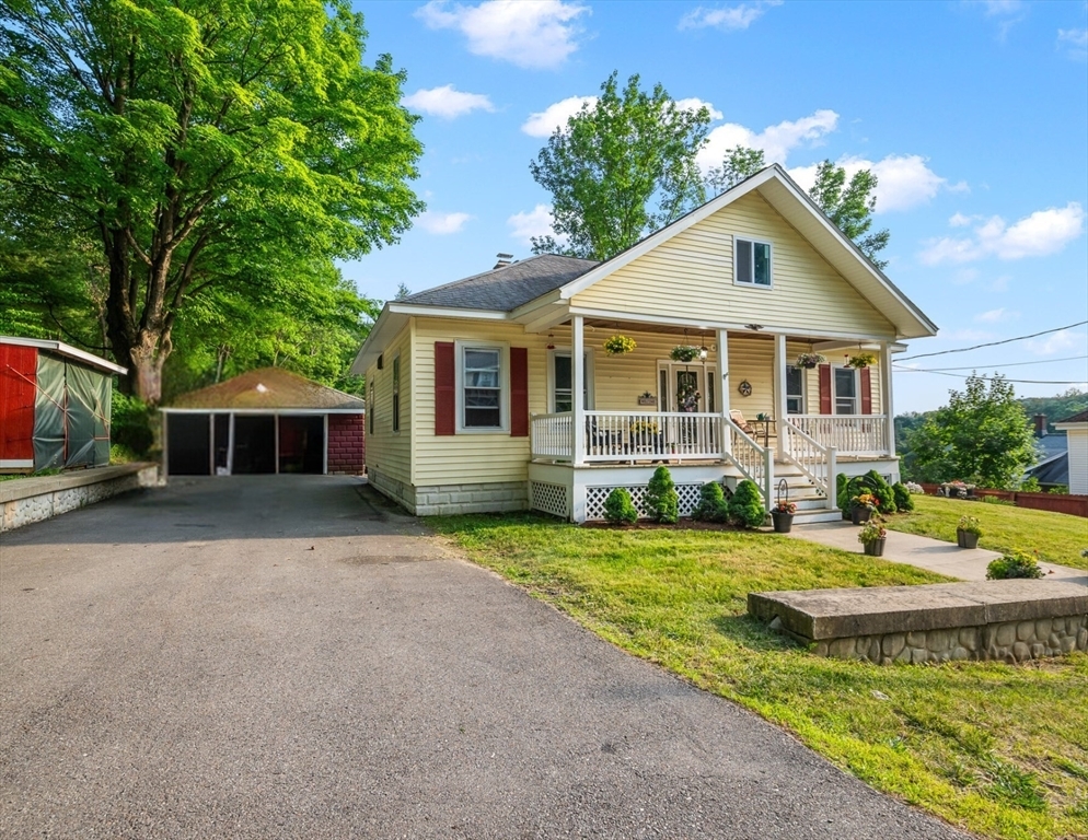 Property Photo: 15 Victor St MA 01420
