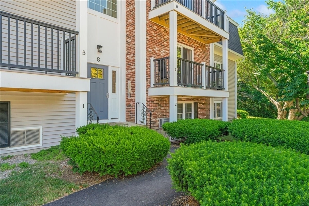 Property Photo: 8 Chapel Hill Dr 6 MA 02360