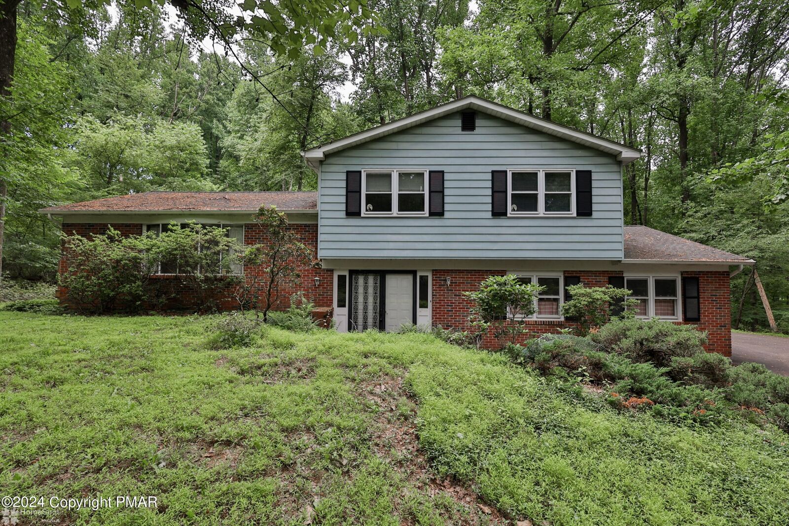 Property Photo: 7514 Flint Forest Drive PA 18036