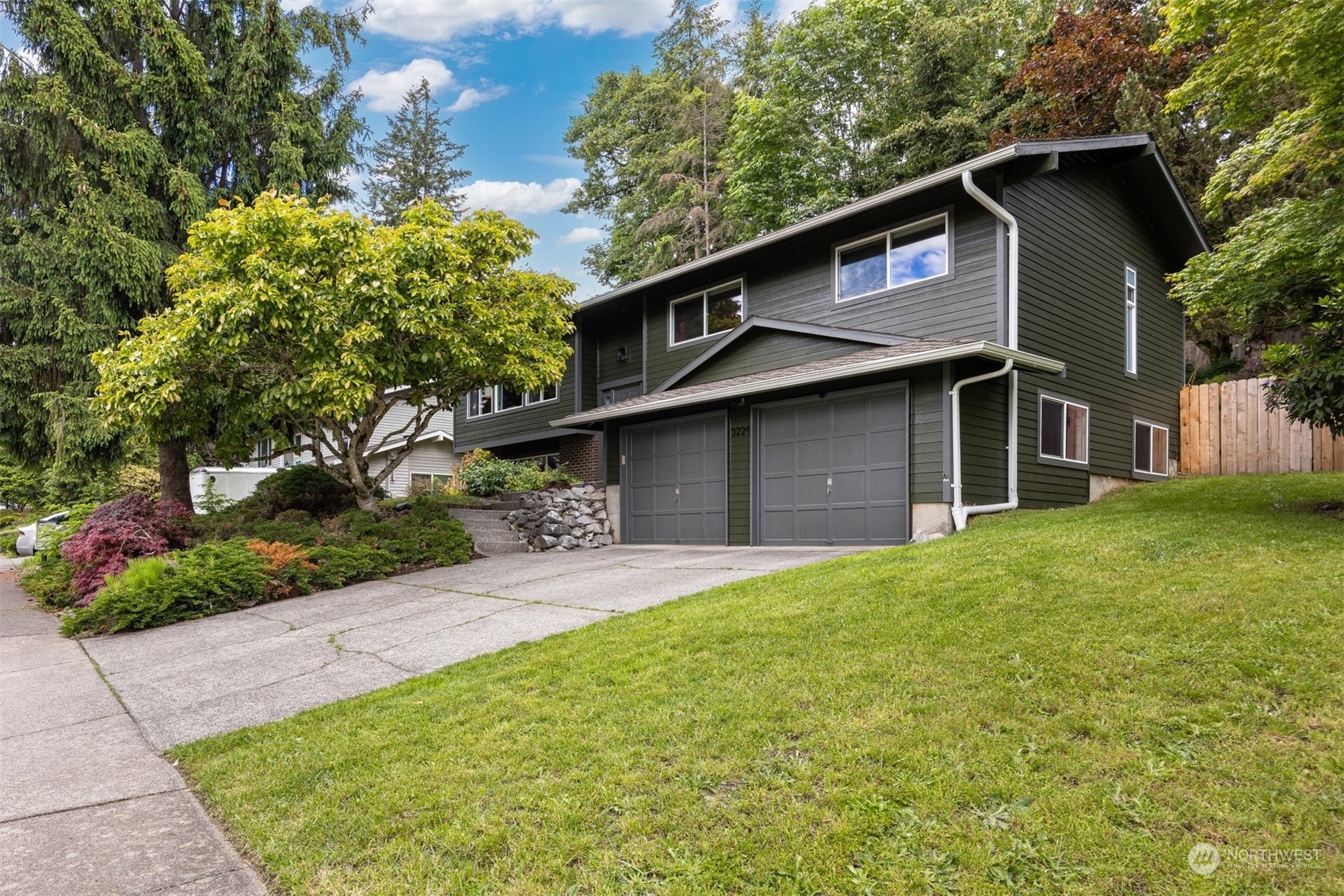 Property Photo:  3228 Maryland Place  WA 98226 