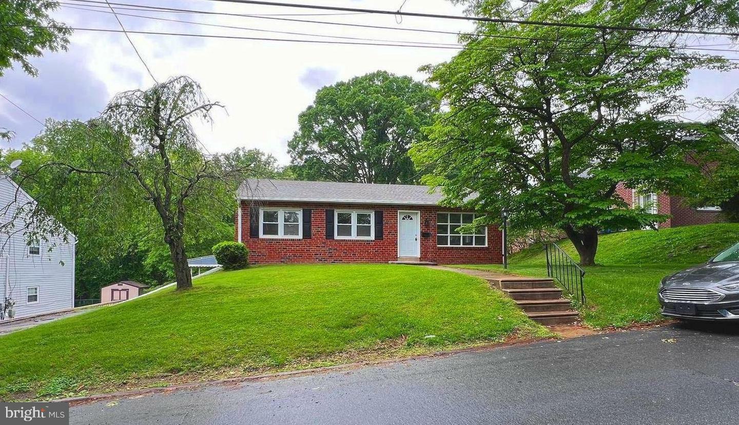 Property Photo:  432 Harmon Road  PA 19128 